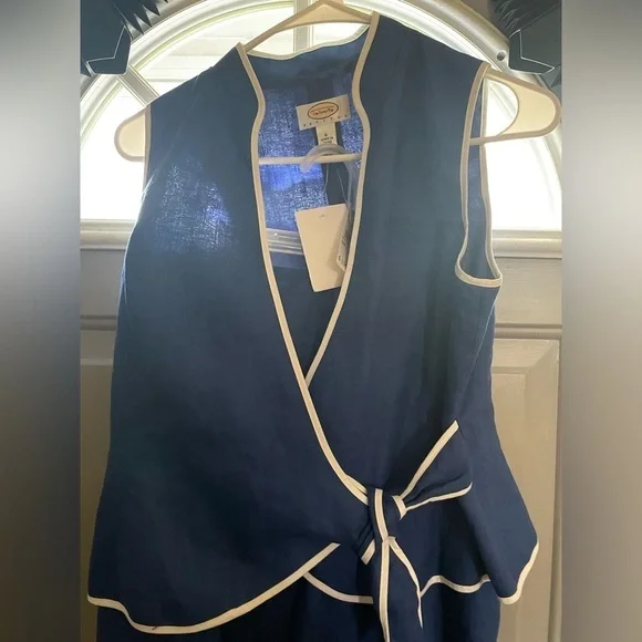 Talbots NWT 2 Piece Suit 6 P - Picture 2 of 5